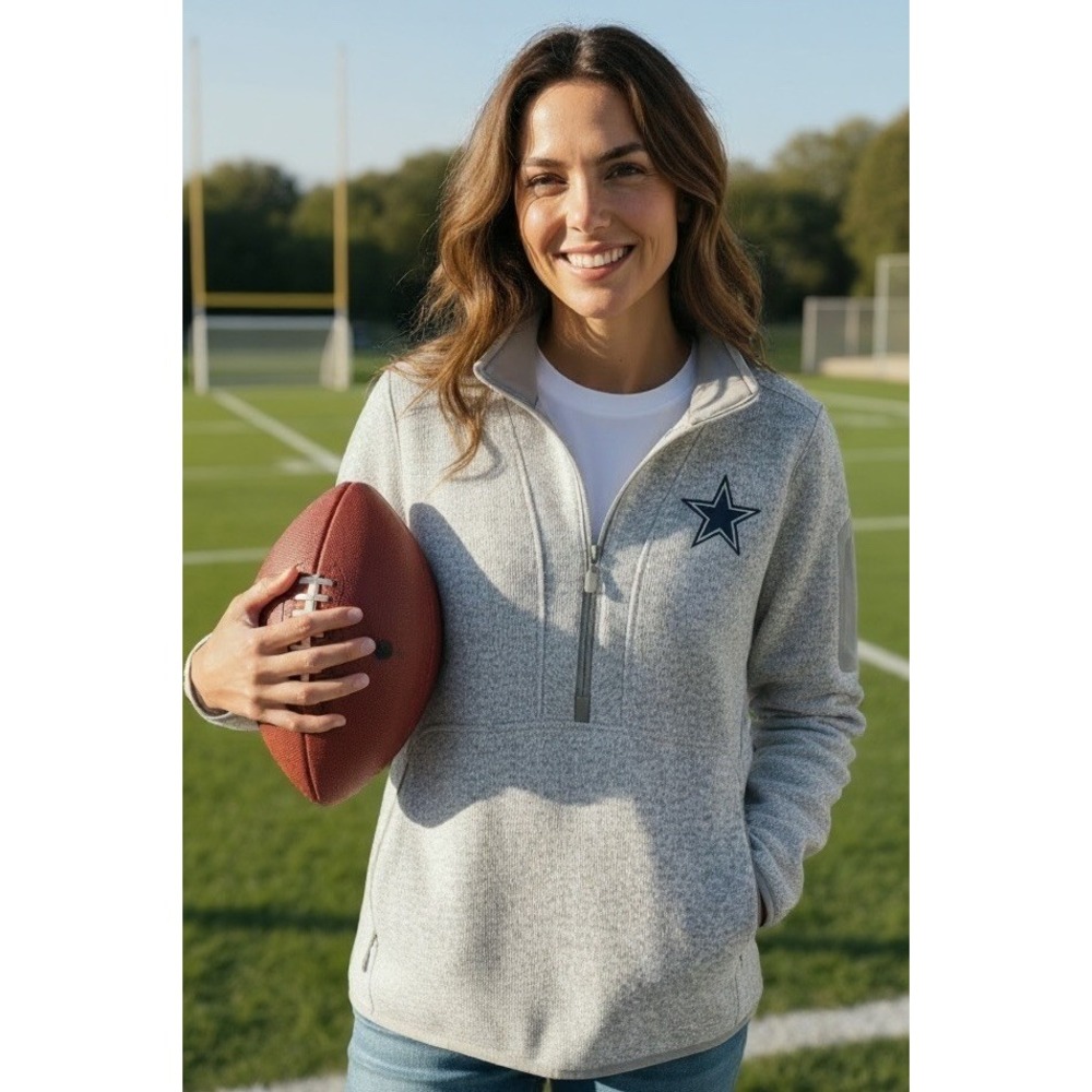 Antigua Women's NFL Dallas Cowboys Football Gray 1/2 Zip Pullover Sweater Small